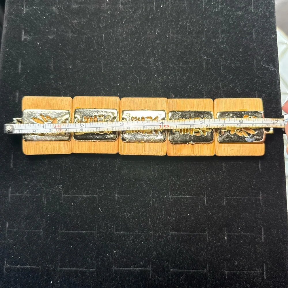 Source Unknown Polynesian Gold and Brown‎ Bracelet